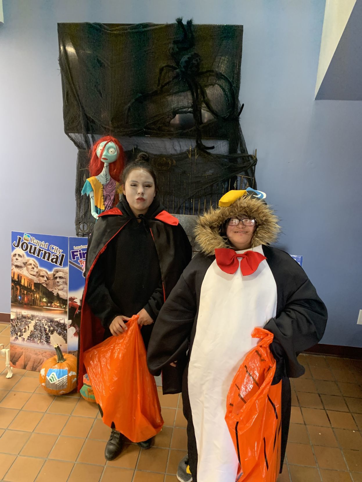 Halloween Pictures to run in Thursday's paper 137.JPG